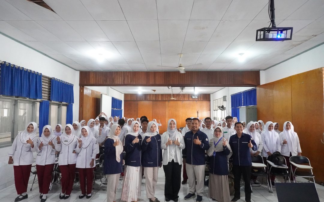 Belajar Langsung dari Ahli, Mahasiswa D3 Keperawatan Universitas Mercubaktijaya Ikuti Kuliah Pakar Wound Care Berbasis Home Care